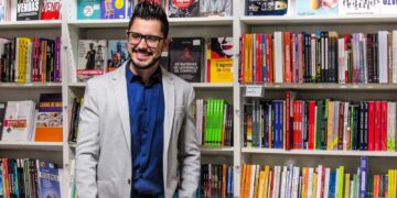 Thiago Pontes lança oitavo livro com reflexão sobre o ‘teatro da vida’