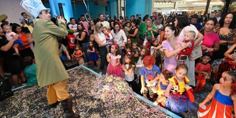 Carnaval no Iguatemi Campinas traz diversão para toda a família com oficinas, bailinho e desfile de fantasias