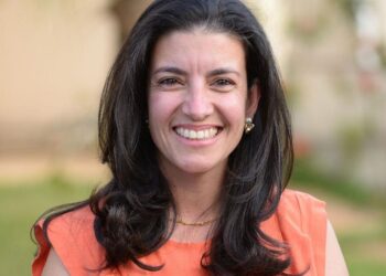 Verusca Carósio aposta em metodologia prática para transformar pequenos negócios com mentoria individual