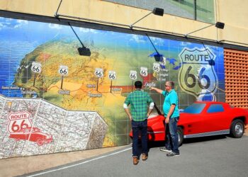 Rota 66 completa 100 anos